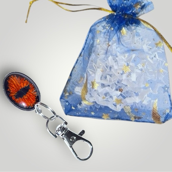 𝑯𝒂𝒏𝒅𝒎𝒂𝒅𝒆 Orange Dragon Eye Keychain w/Gift Bag - Picture 2 of 11